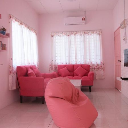 Milu Homestay - Kuala Selangor Exterior photo